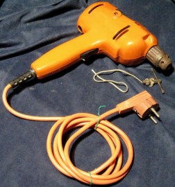 TALADRO BLACK AND DECKER 001